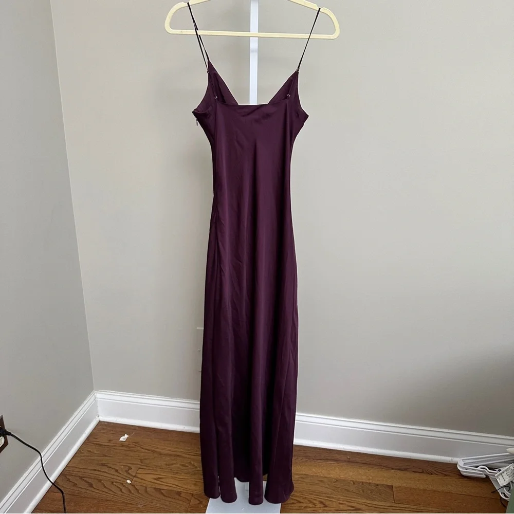 Hutch
Emaline Satin Maxi Dress NWT SIZE XS - Picture 8 of 9